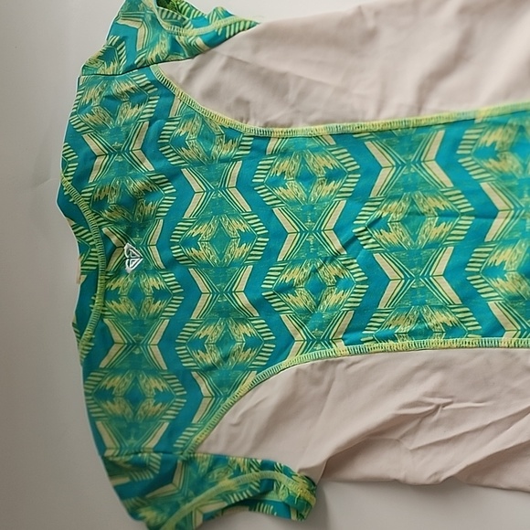 Kids Roxy Rashguard Top - Picture 4 of 6